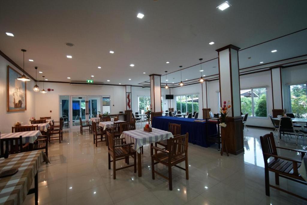 Sea Mountain Khanom Hotel Экстерьер фото