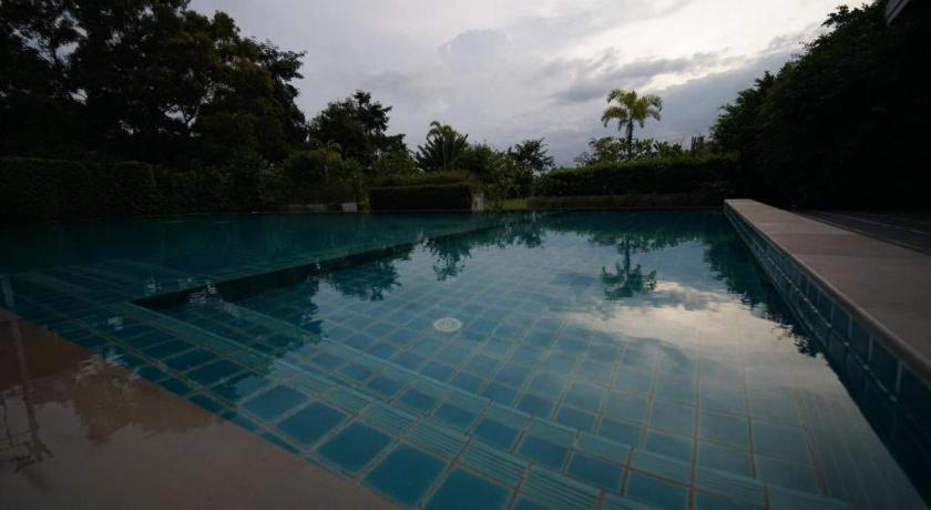 Sea Mountain Khanom Hotel Экстерьер фото