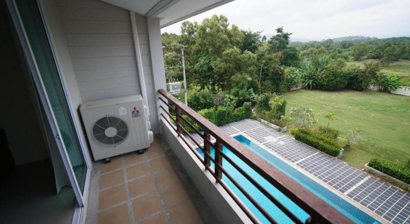 Sea Mountain Khanom Hotel Экстерьер фото
